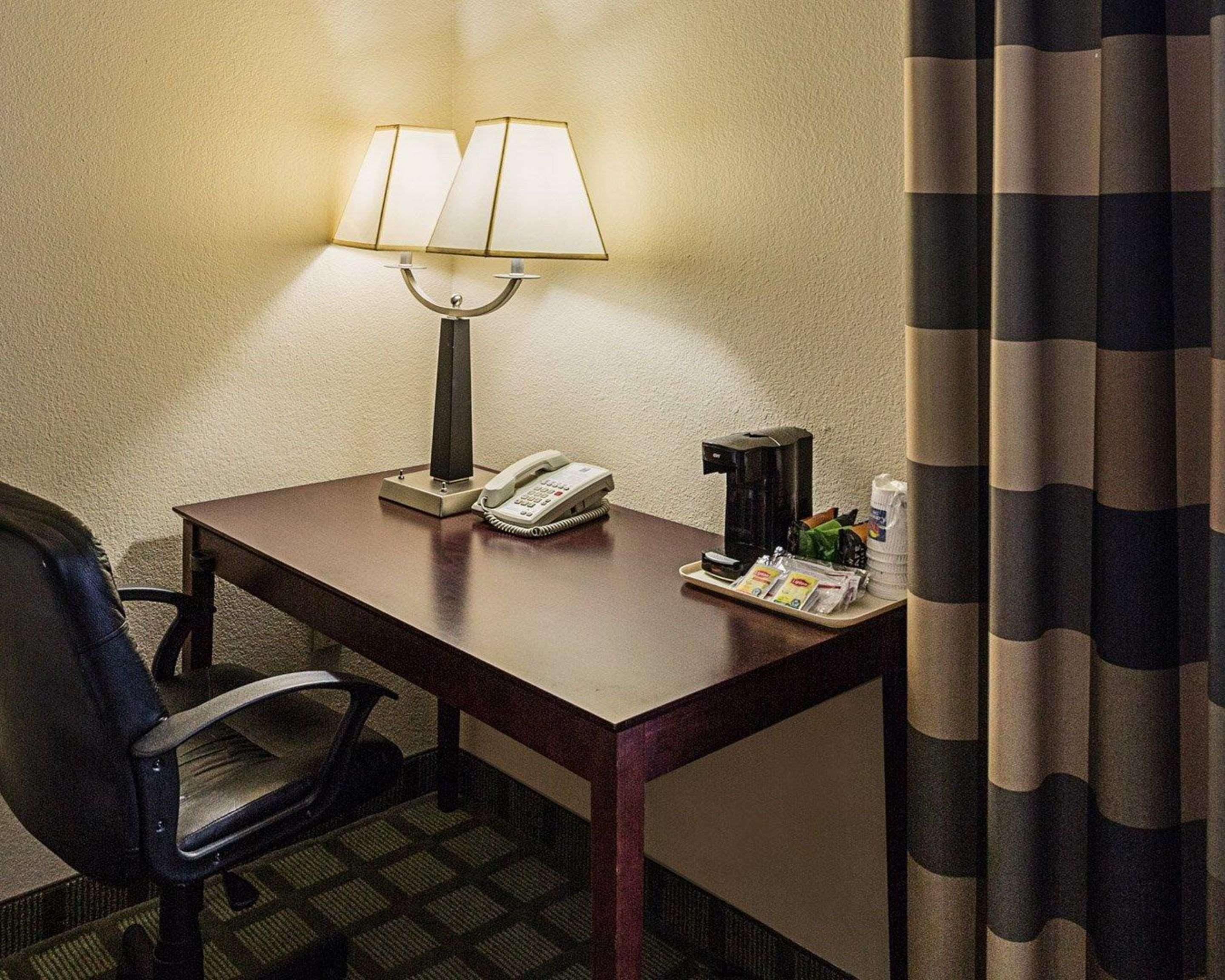 Inn Comfort Southwest Fwy At Westpark Houston